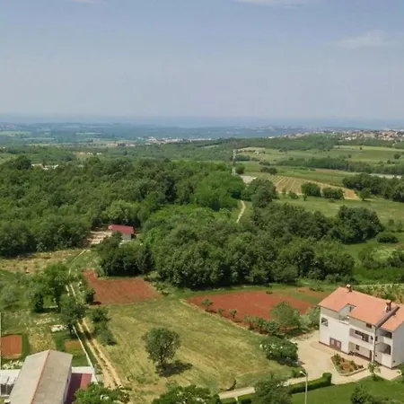 Apartamento Malvazija