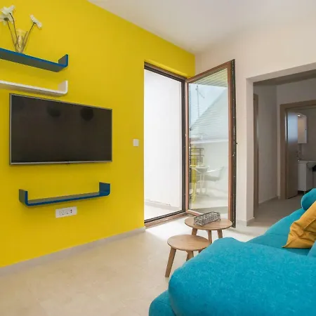 Neat Near With Sea Views. *
