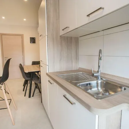 Neat Near With Sea Views. Lejlighed Višnjan